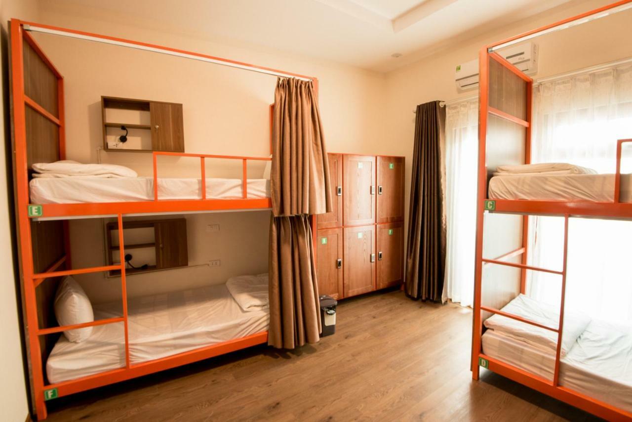 Buffalo Hostel *